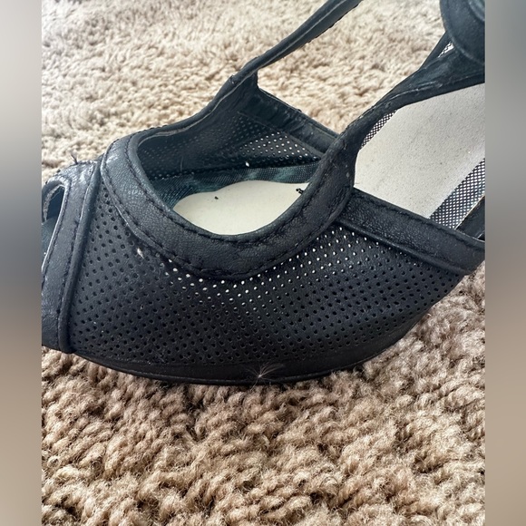 Black High Heels Size 9, Peep Toe - Picture 3 of 8